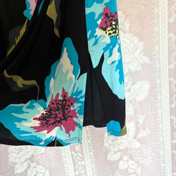 Guess Women's multi Dress - Picture 3 of 5